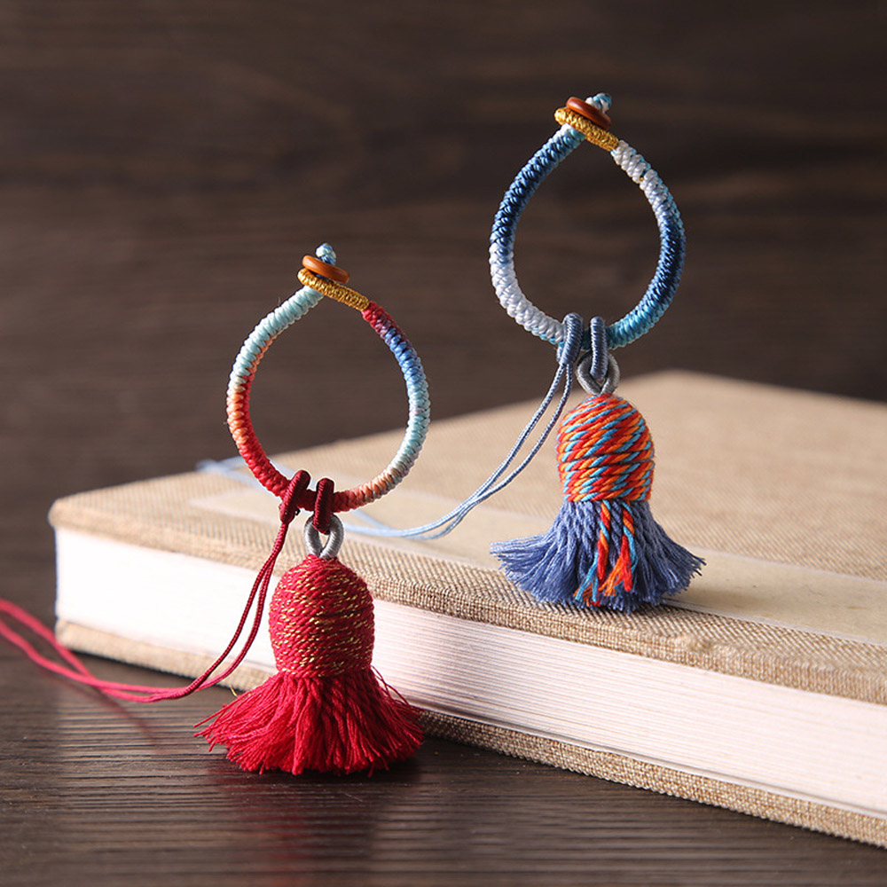 Sewing Thread In Textile - พู่ไหมพรมฝ้าย 2 ชิ้น สีไล่เฉด ทำมือ สำหรับตกแต่งเสื้อผ้า